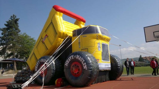 Riesenrutsche Trucker