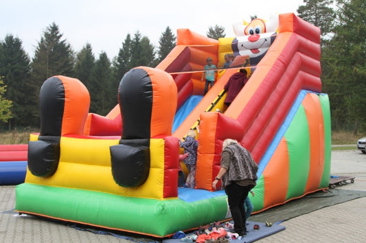Riesenrutsche Clown
